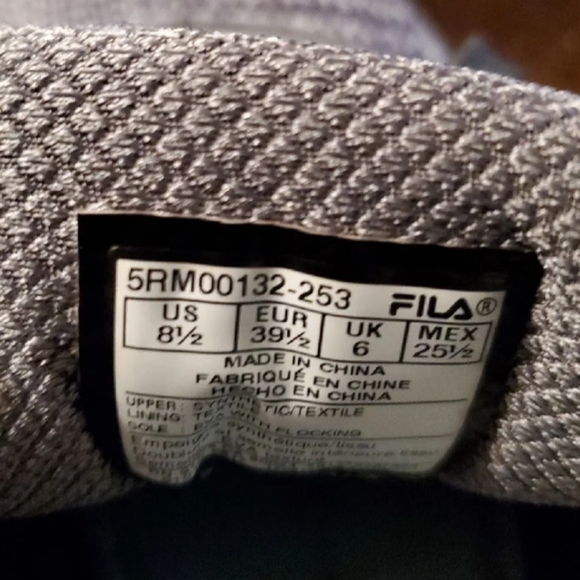 FILA Women's Sneakers - Picture 5 of 6